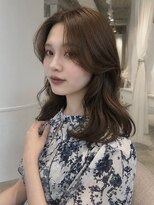 リン(Lin) さりげなく骨格補正彡