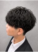 20代30代ツーブロックビジネスソフトツイストスパイラルパーマ