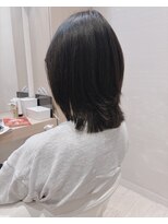 コーエン(cowen)&nbsp;ボブルフこなれミディ黒髪ウルフ段カット似合わせレイヤー50代