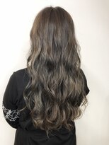 バズ ビー(BUZZ Bee)&nbsp;【梅田】アディクシーカラー×グレージュ