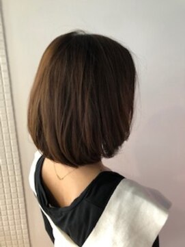 スタジオ アルファプラス 日暮里店(studio α+) アッシュ×レイヤー大人ボブ♪【スタジオアルファプラス日暮里】