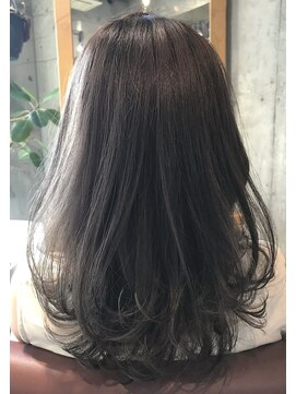 キュリオ 尾山台(curio) curio 尾山台/自由が丘　モノトーンベージュ×ローレイヤー