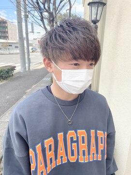 ラドンナアデッソ(LA.DONNA ADDESSO) つんつん毛の方はこれくらいのナチュラルパーマいかがですか(^^)