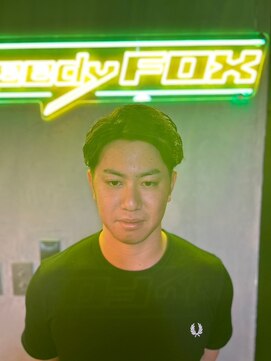 グリーディーフォックス 代々木(Greedy FOX) 波巻き/ハイライト/マッシュパーマ/ウルフ[シェービング]