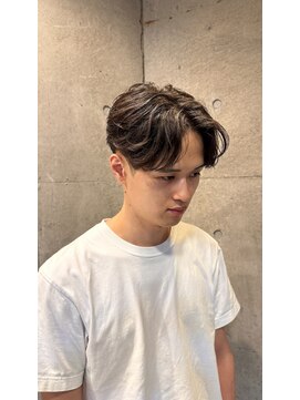 ヒート トウキョウ 目黒店(HEAT TOKYO) ニュアンスパーマ 刈り上げ センターパート