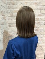 エルサフィロ ヨドヤバシ(el zafiro yodoyabashi)&nbsp;ベージュカラー/外ハネボブ/20代30代40代50代60代