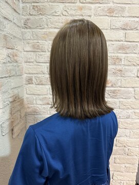 エルサフィロ ヨドヤバシ(el zafiro yodoyabashi) ベージュカラー/外ハネボブ/20代30代40代50代60代