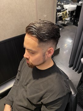 ブロートーキョー 有楽町店(Bro Tokyo) スキンフェード スリックバック