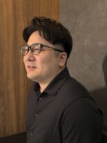 オスマン 御茶ノ水神保町店(Osmann)&nbsp;フェザーパーマグレーブルーカラー刈り上げショートバング