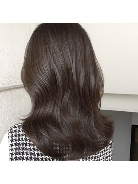 エル(LE) 【LE】美髪レイヤー/顔まわりレイヤー/くびれミディアムレイヤー