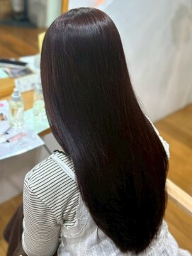 ミツバ(3tuba) 髪質改善 ストレート 艶髪 ロング トリートメント 20代