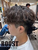 ルースト 渋谷店(ROOST)&nbsp;MEN’S/サーフカール/刈り上げセンターパート/髪質改善/渋谷