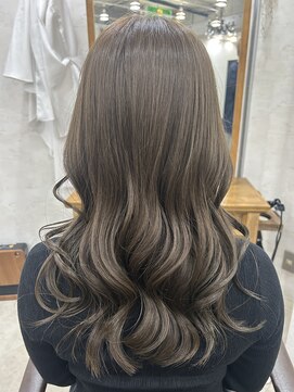 ジュノ(Jeuno) アッシュグレージュ