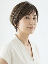 グランリュクス(GRANLUXE) 30代40代50代、イルミナカラー グレージュハイライトショート