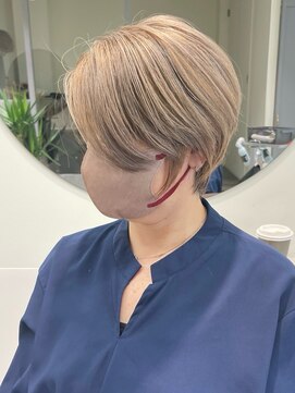 hair salon Heir【4月19日NEW OPEN(予定)】 50代女性に似合う上品白髪ぼかしショートヘア