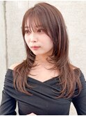 グレージュブラウン/ミディアムレイヤー/韓国巻き/顔周りカット