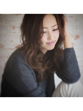 サンドイッチ(sandwich) 大人っぽく、かっこいい、でも女性らしい可愛さもプラス☆