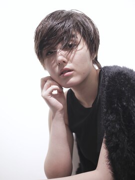 ココ 原宿(KOKO) #黒髪#小顔#クラゲヘアー#オリーブグレー#ココアベージュ