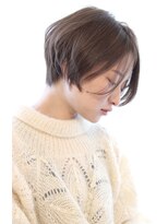 レウナ 外苑前(Reuna)&nbsp;黒髪でも可愛く決まるシルエットが綺麗なショートボブ