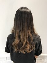 コム(com by neolive)&nbsp;毛先カラー