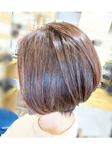 シュ シュ ヘア デザイン(chou chou hair design) 前下がりショートボブ