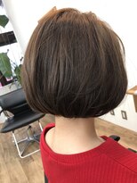 アメリ(Ameri)&nbsp;-Ameri-上品大人ボブ　×　アッシュベージュ