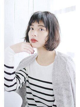 セントラル プラスエヌ(CENTRAL+n) 20代30代40代 奥行き感じるショートバング【草津】