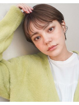 レジュアル(RESSUAL) カーキグレージュ ボブ 大人かわいい フェザーバング