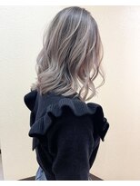 バーチョ(bacio)&nbsp;ホワイトブロンドバレイヤージュ　【Insta→bacio_ozawa】