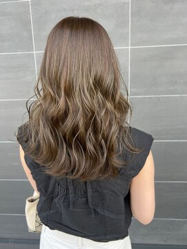 アチーブ ヘア デザイン(achieve hair design) 透明感ベージュブリーチなしカラーツヤ髪ゆるふわウェーブロング