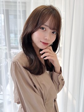 アフロート ルヴア(AFLOAT RUVUA) るなstyle 柔らかベージュのくびれヘア 顔周りカット  韓国風