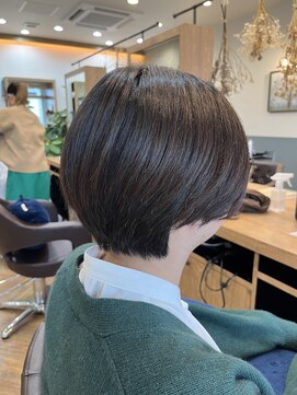 シーバイシオン(Sea by sion) 丸みショート×ステップボーンカット