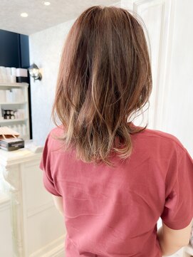 キャアリー(Caary) 20代30代40代50代60代caary切りっぱなしウルフレイヤーカット