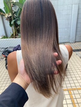 グランバイ アトリエドングリ(Grand × AtlierDonguri) お客様髪質改善データ1144(ラベンダーグレージュ)