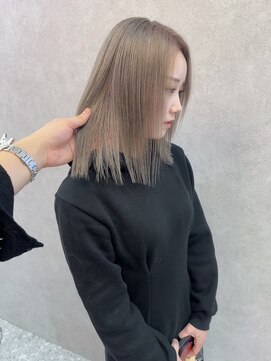 ヴィヴィー 福岡天神店(VIVIE) 大人気！グレージュカラー！