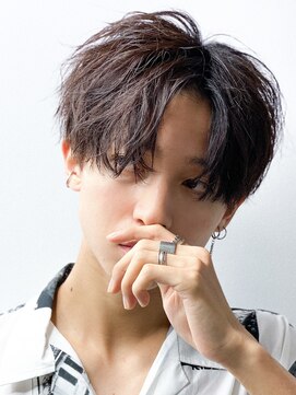 エルマーク 枚方(L-MARK) センターパート波巻きパーマスパイラルパーマツイストスパイラル