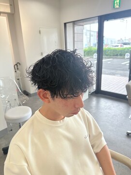 アルレン(Allen) 波巻きスパイラルパーマ【ツイストスパイラル/メンズカット】