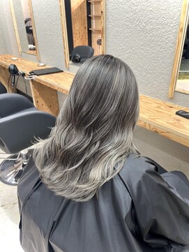 エイト 梅田店(EIGHT umeda) バレイヤージュ