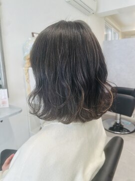 ハイライト×切りっぱなしボブ♪