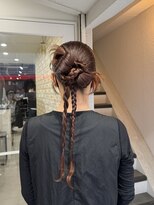 アンダーバーホワイト 阪神西宮店(_WHITE)&nbsp;艶リボンカチモリヘア