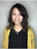 くびれセミディアッシュベージュ