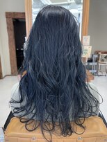 ヘアー アイス ルーチェ(HAIR ICI LUCE) ブルーブラック ブリーチカラー 暗めな透明感カラー 担当 井上