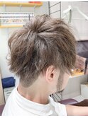 メンズ、外はねマッシュ