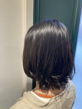 キー(KEY) 外ハネミディ