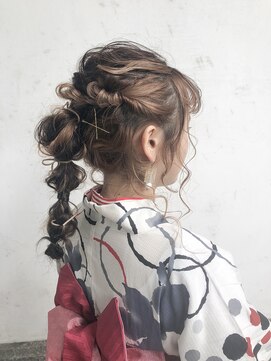 ネオリーブギンザ 銀座店(Neolive GINZA) 浴衣とポニーテール