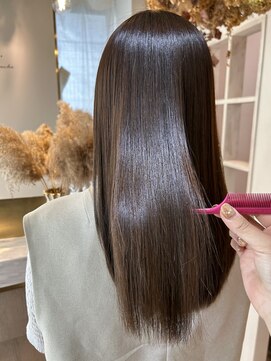 アンド ラ ブランシュ(&.La Blanche) ミディアムヘア/斜めバング/グレージュカラー/シルキーベージュ