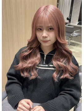 ユーフォリア 新宿通り(Euphoria) 韓国アイドルになった気分♪エクステで叶うハイトーンロング