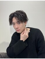 ハイプ(HYPE)&nbsp;センターパート/ニュアンス/ニュアンスパーマ/メンズ/眉毛カット