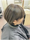 ショートボブ