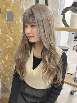 スウィープ(sweep) ホワイトミルクティー×インナーカラー